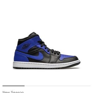 Jordan 1 mid hyper royal